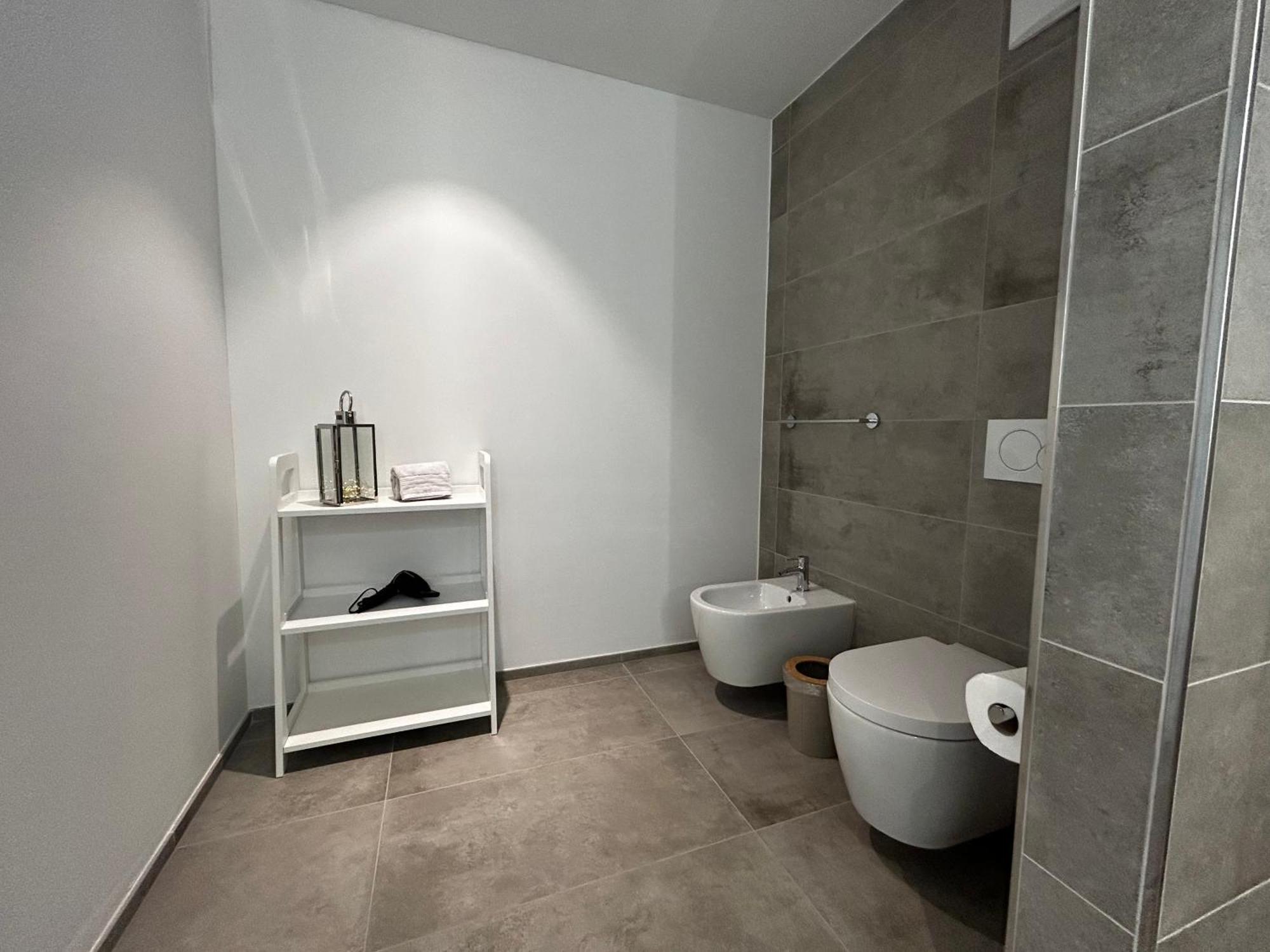 Family Apartment, Near The Beach Whit Private Park Locarno Exteriér fotografie